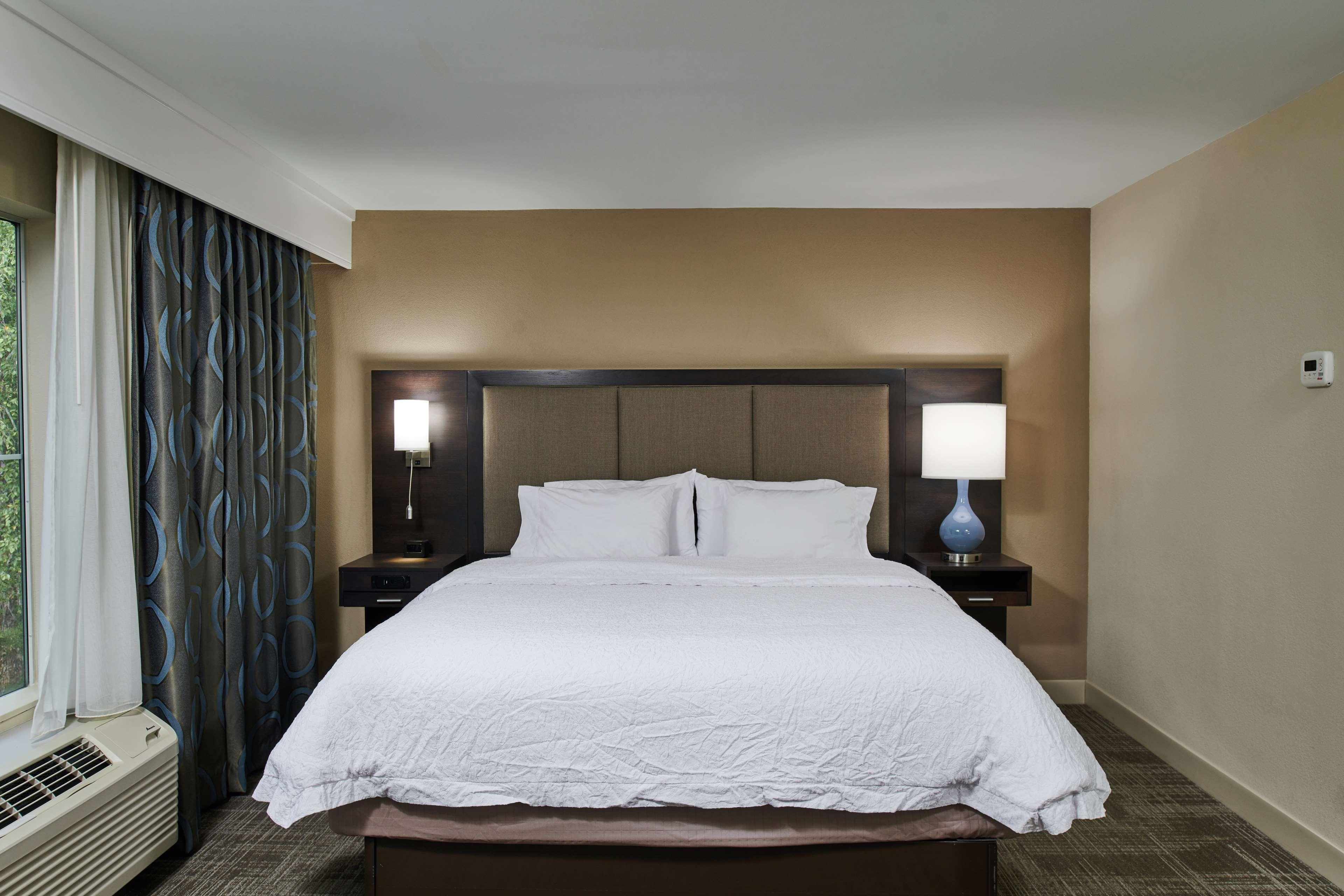 Hampton Inn & Suites Chapel Hill/Durham Dış mekan fotoğraf