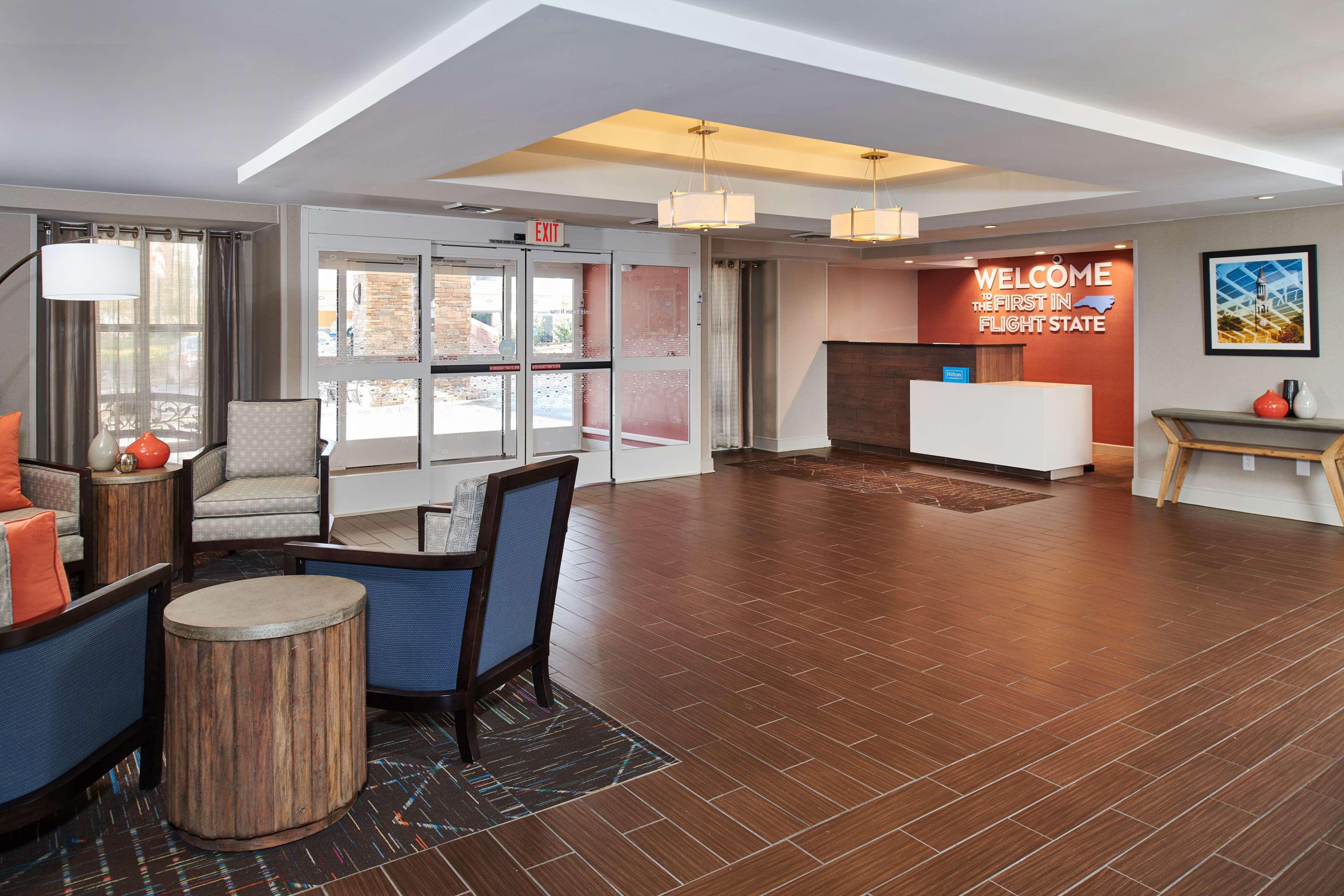Hampton Inn & Suites Chapel Hill/Durham Dış mekan fotoğraf