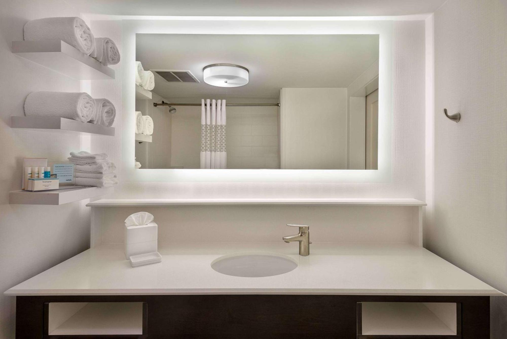 Hampton Inn & Suites Chapel Hill/Durham Dış mekan fotoğraf