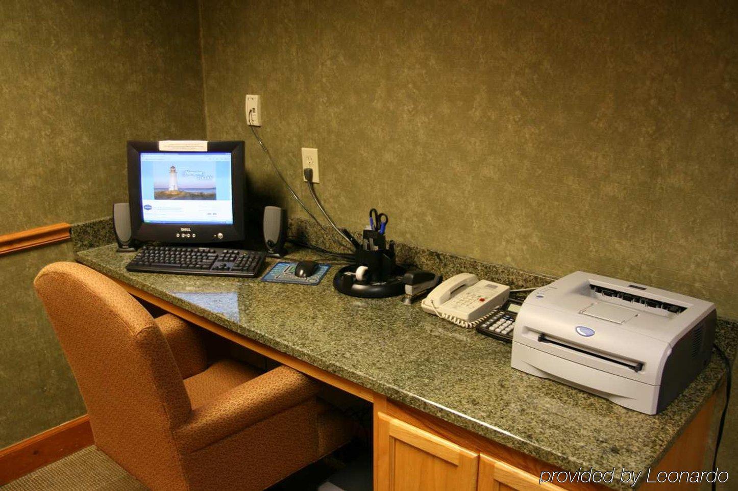 Hampton Inn & Suites Chapel Hill/Durham Konforlar fotoğraf