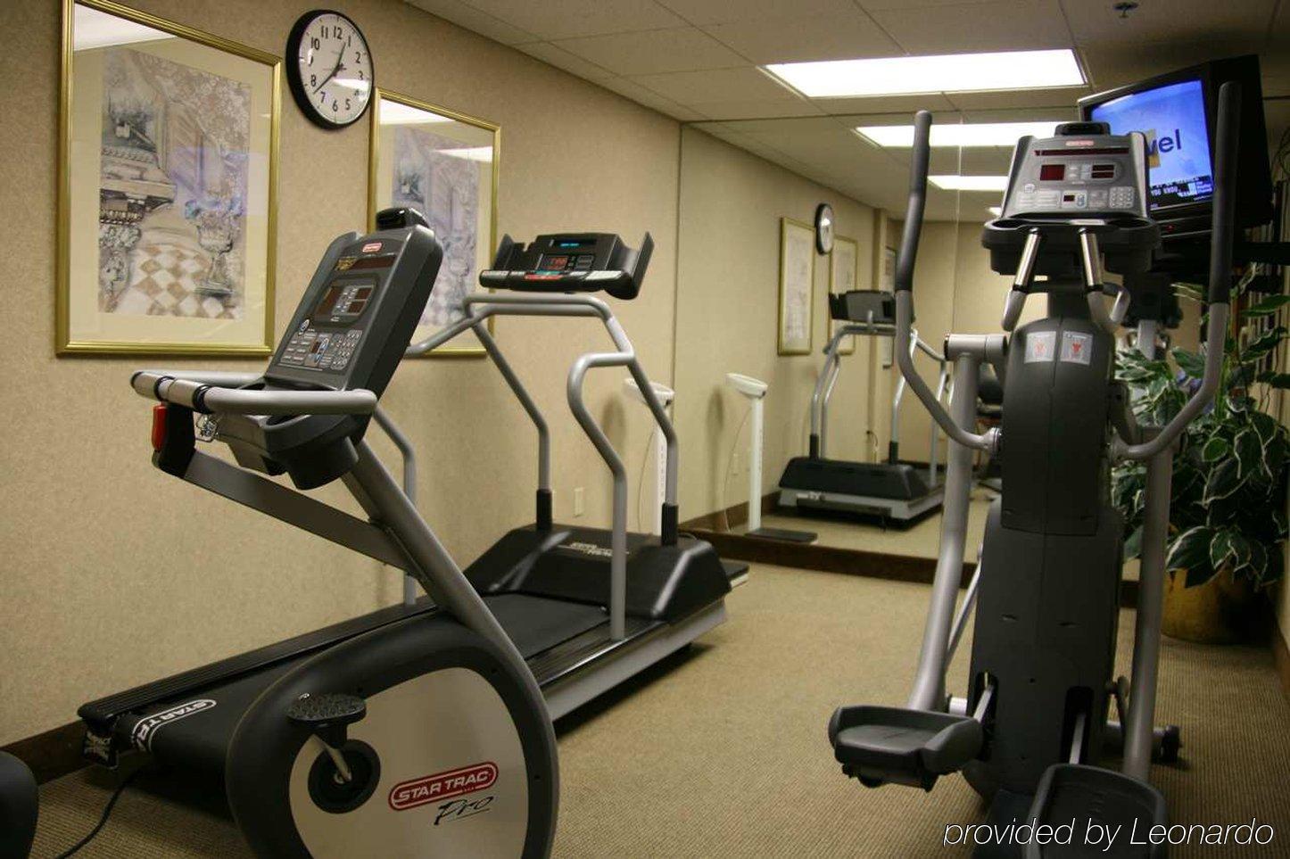 Hampton Inn & Suites Chapel Hill/Durham Konforlar fotoğraf