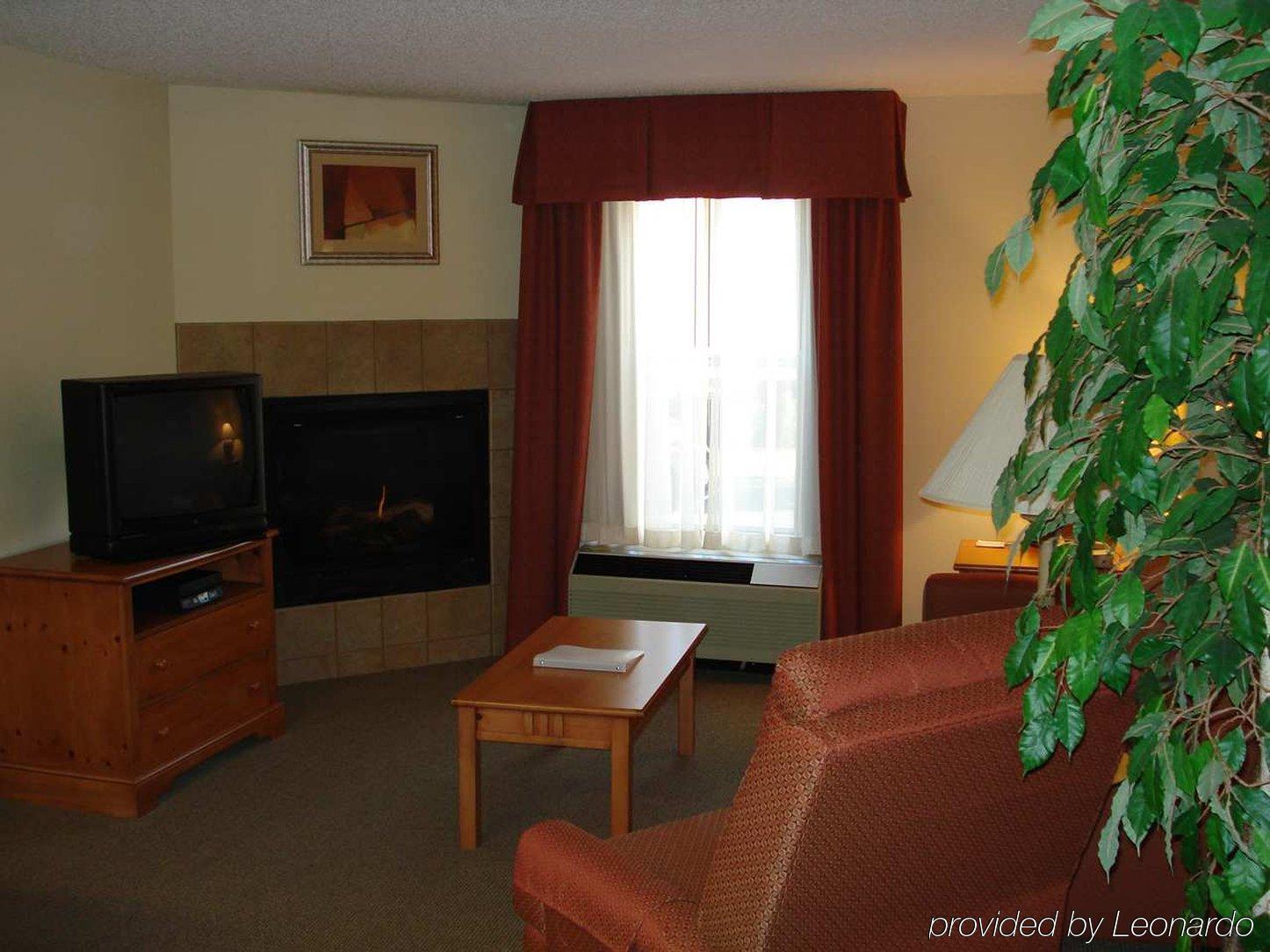 Hampton Inn & Suites Chapel Hill/Durham Oda fotoğraf
