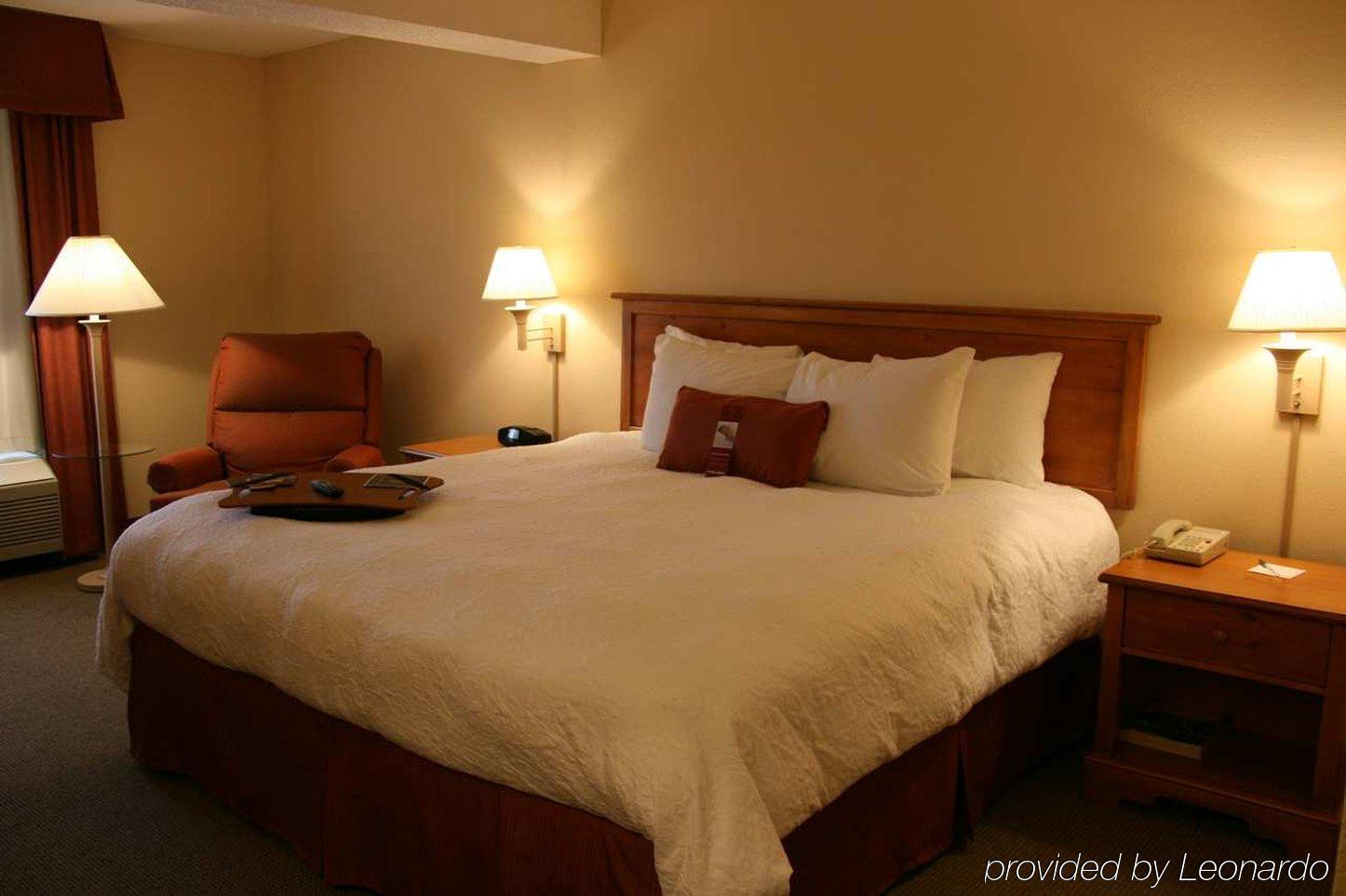 Hampton Inn & Suites Chapel Hill/Durham Oda fotoğraf