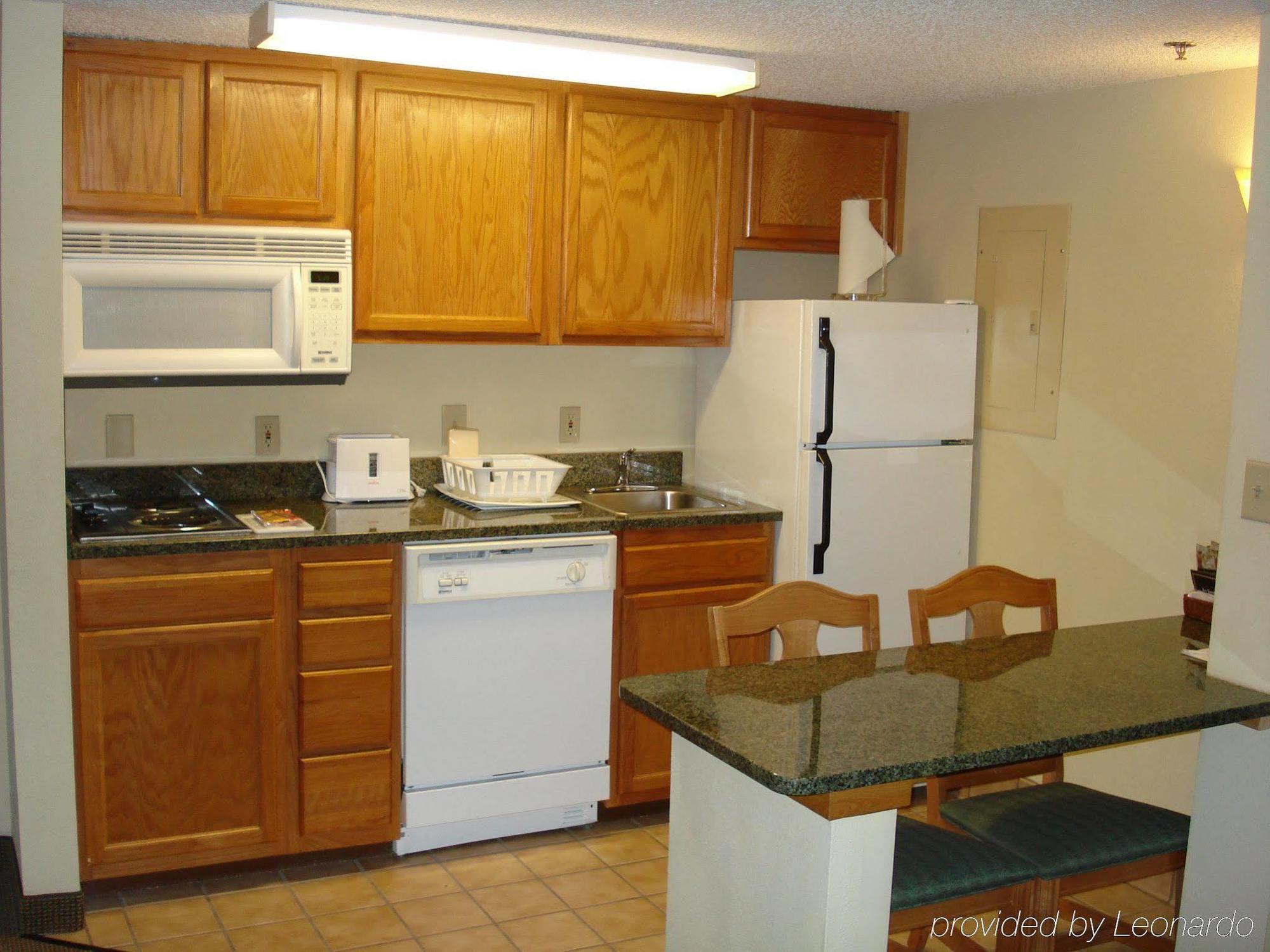 Hampton Inn & Suites Chapel Hill/Durham Oda fotoğraf