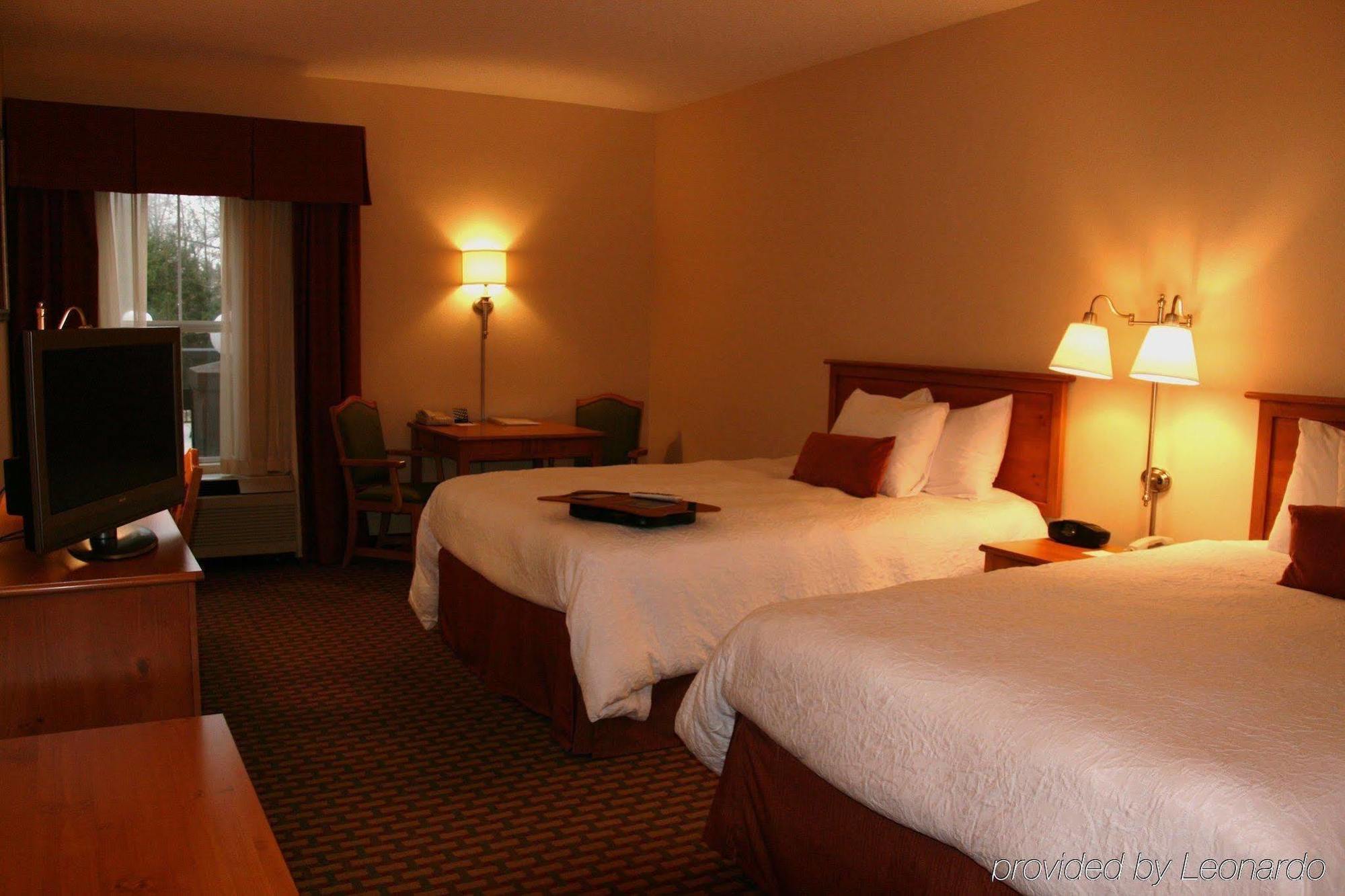 Hampton Inn & Suites Chapel Hill/Durham Oda fotoğraf